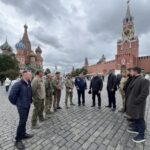 Генерал Шаманов вручил Благодарственные письма алтайским «барсам» — добровольцам СВО